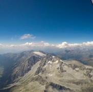 Di_10: …und weinge km weiter vorne formte sich schon der nächste Aufwind-markierende Wattebausch! Definitiv gut im Zyklus… :-)